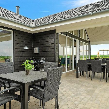 18 Person Holiday Home In Bogense Dış mekan fotoğraf