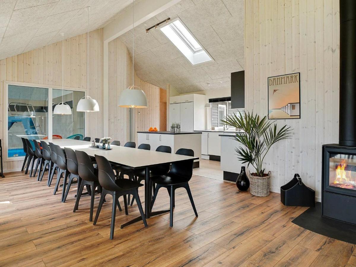 18 Person Holiday Home In Bogense Dış mekan fotoğraf
